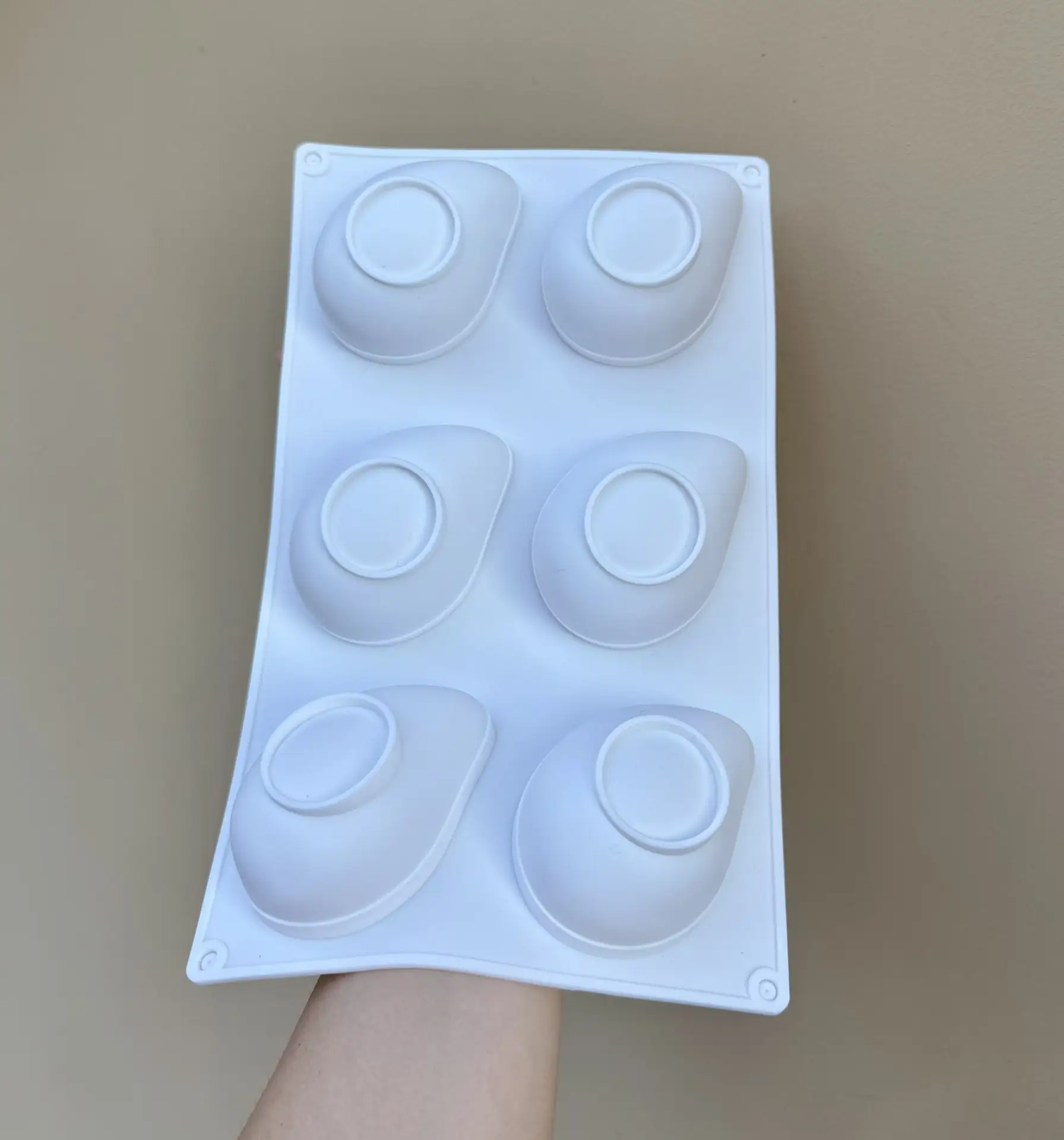 i (4)